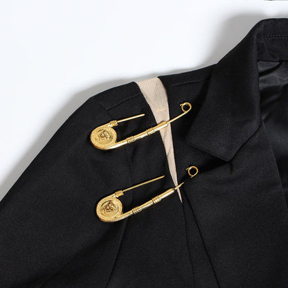 Versatile Elegance Tailored Blazer with Statement Embellishments
