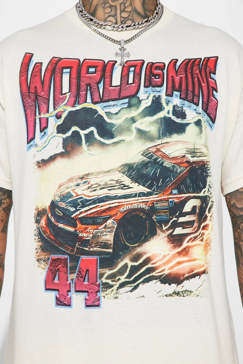 T-shirt graphique personnalisé « Race to Glory »