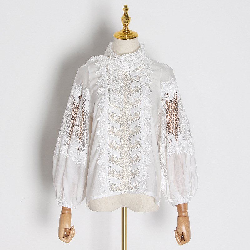 Elegante blusa de encaje con mangas globo hecha a medida: abraza tu estilo único 