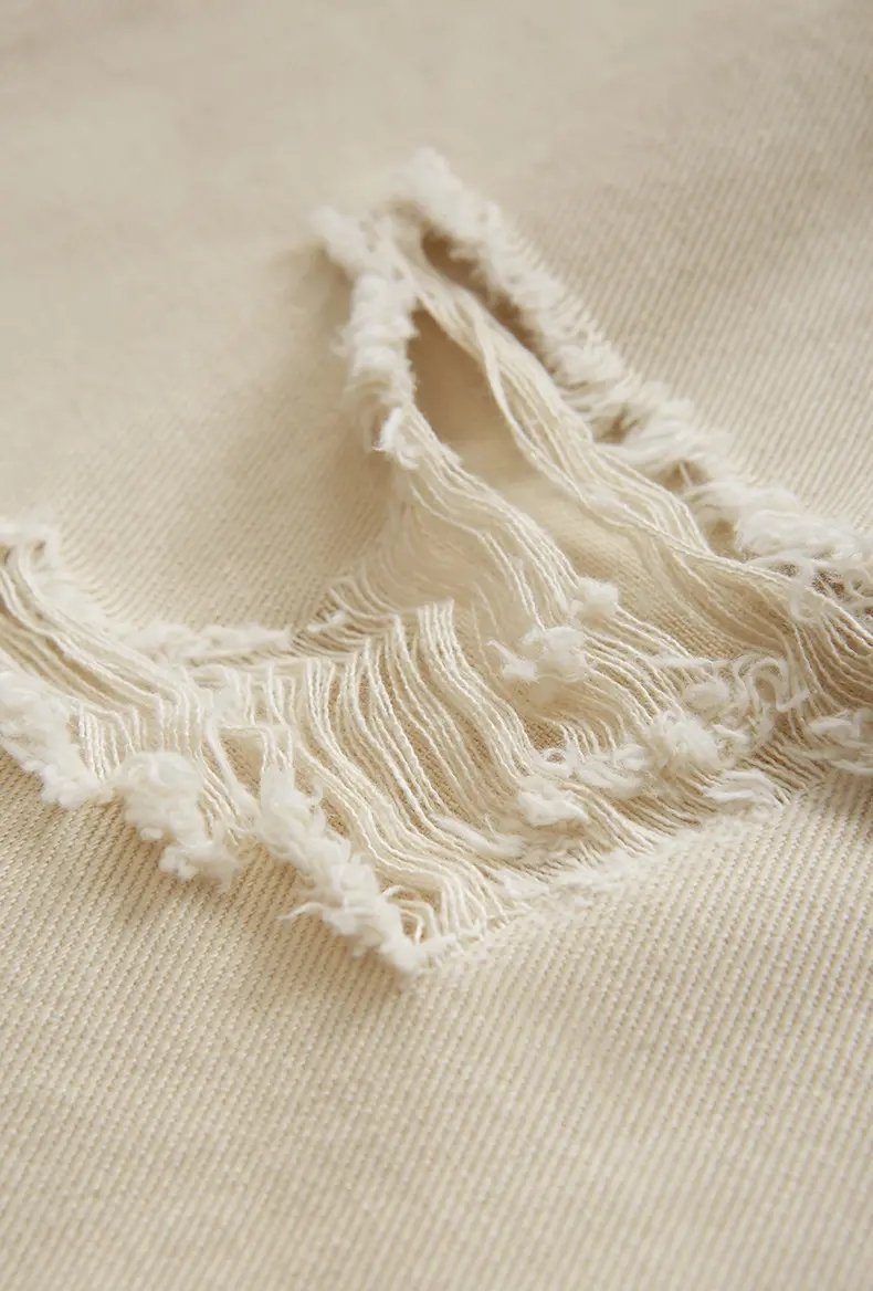 Denim desgastado de pernera ancha: la estética vanguardista se une a la comodidad 