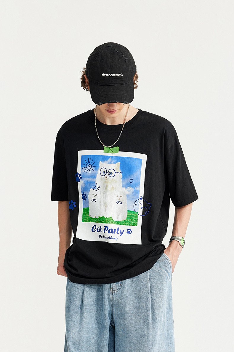 Customizable Cat Party Tee – Flexibly Crafted for Fun Fashion