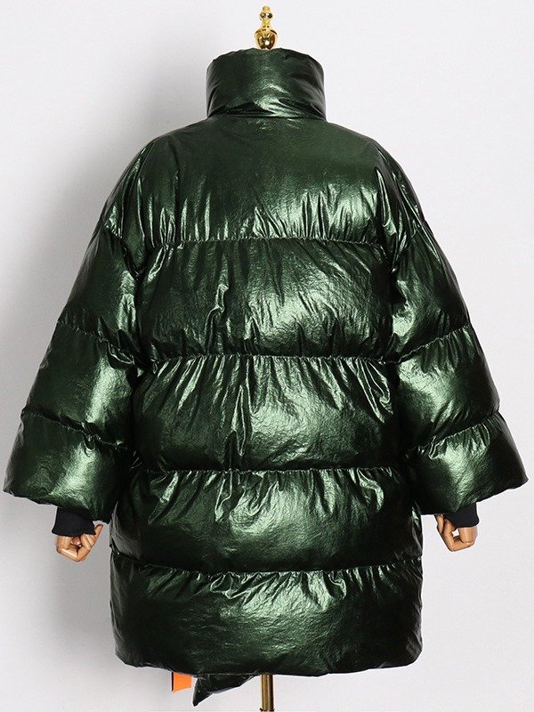 Arctic Elegance Puffer - Desafiando audazmente el frío 