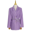 Lavender Luxe: Blazer adornado con cadenas 